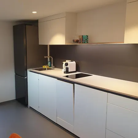 Apartment Fenster Zum Hof